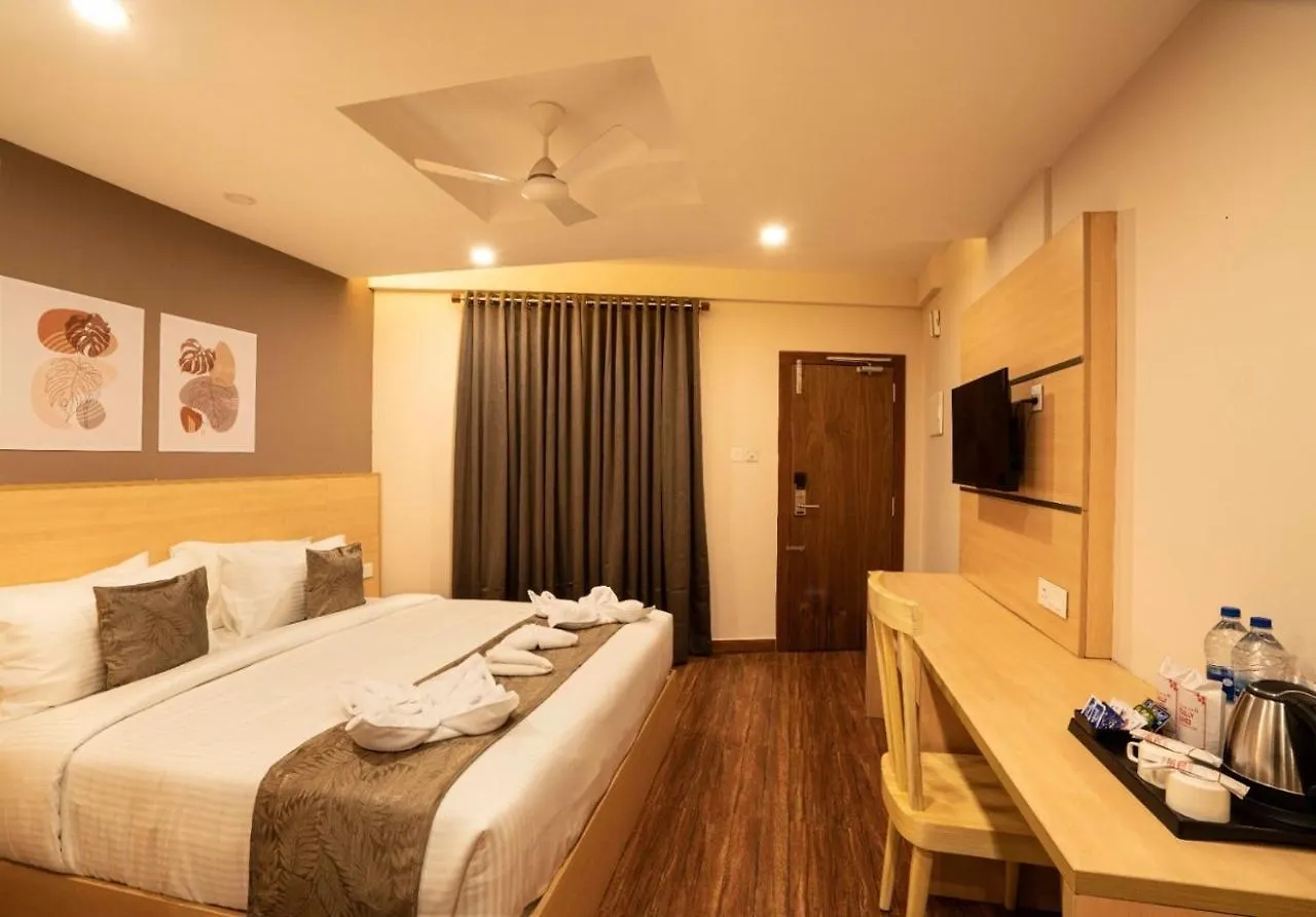 Address7 Hotel Kochi 0*,